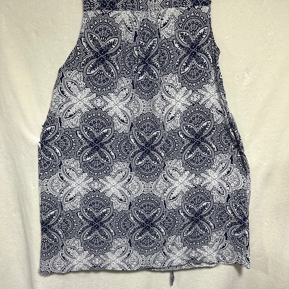 Old Navy Women's Dress 3X Rayon Sleeveless Blue Paisley Swimsuit Cover w/Tie-up - Picture 6 of 10